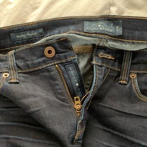 Lucky brand size 6 straight leg jeans